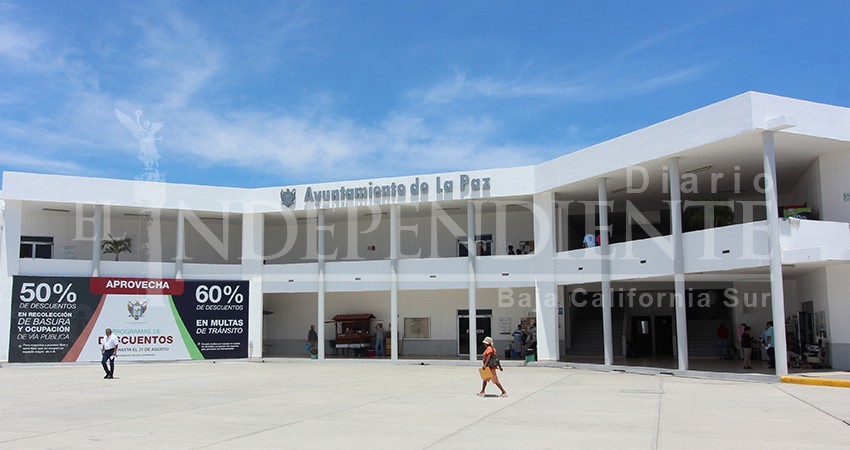 Las licencias de manejo permanentes afectarían las finanzas del estado: Secfin Las licencias de manejo permanentes afectarían las finanzas del estado: Secfin