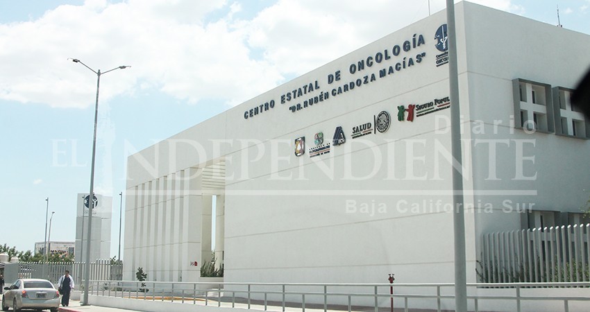Derechohabientes del ISSSTE no tienen acceso al Centro Estatal de Oncología