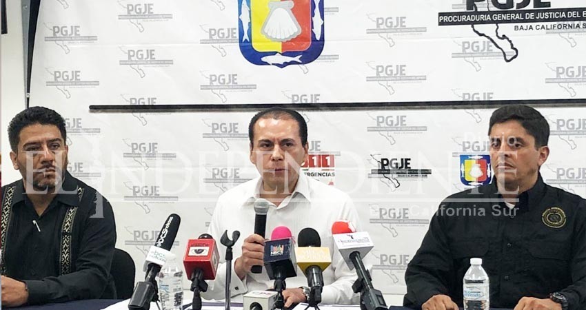 Detienen a presuntos asesinos de extranjera en Todos Santos Detienen a presuntos asesinos de extranjera en Todos Santos
