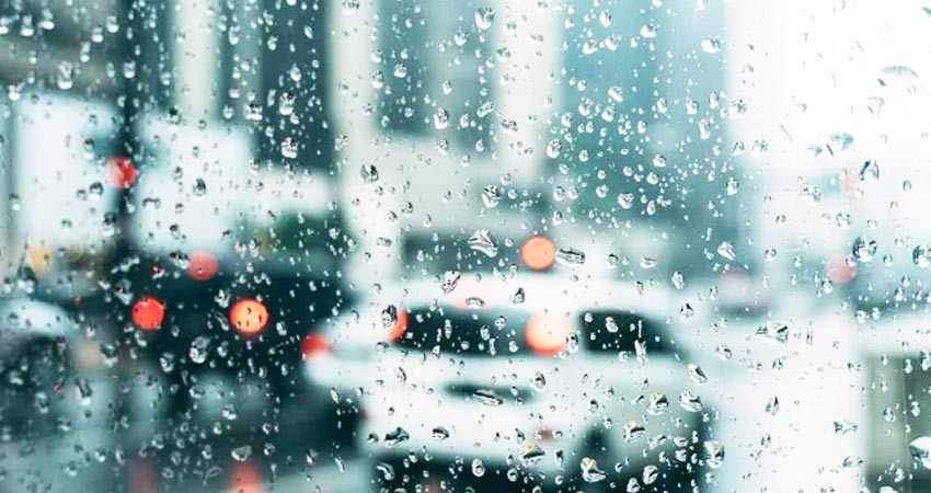 Niña de dos años muere encerrada en el coche; su mamá se fue a beber Niña de dos años muere encerrada en el coche; su mamá se fue a beber