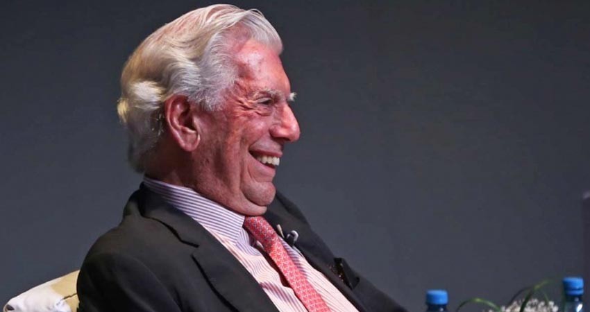 Vargas Llosa será premiado en Francia por su obra literaria Vargas Llosa será premiado en Francia por su obra literaria