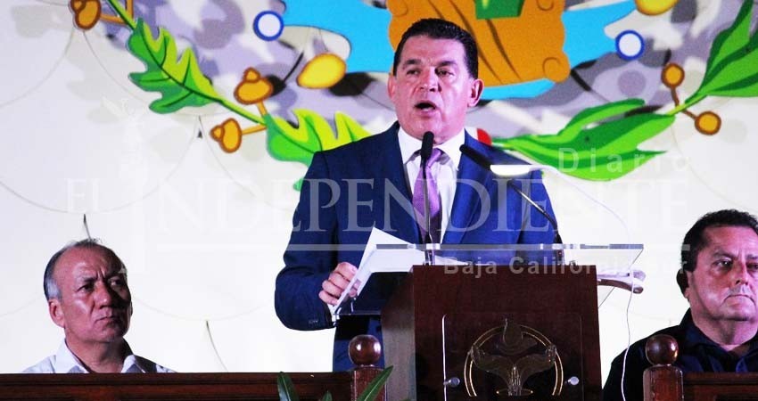 Debemos trascender con trabajo, pasión y compromiso: Rubén Muñoz Álvarez Debemos trascender con trabajo, pasión y compromiso: Rubén Muñoz Álvarez