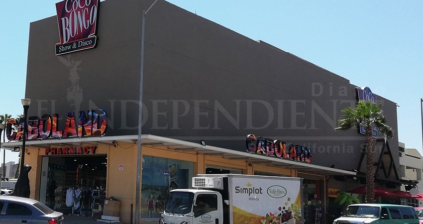 Revocan permisos a Coco Bongo; debe retirar anuncios luminosos Revocan permisos a Coco Bongo; debe retirar anuncios luminosos