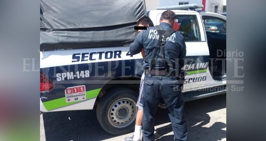 Un hombre es detenido por delitos sexuales en la vía pública Un hombre es detenido por delitos sexuales en la vía pública