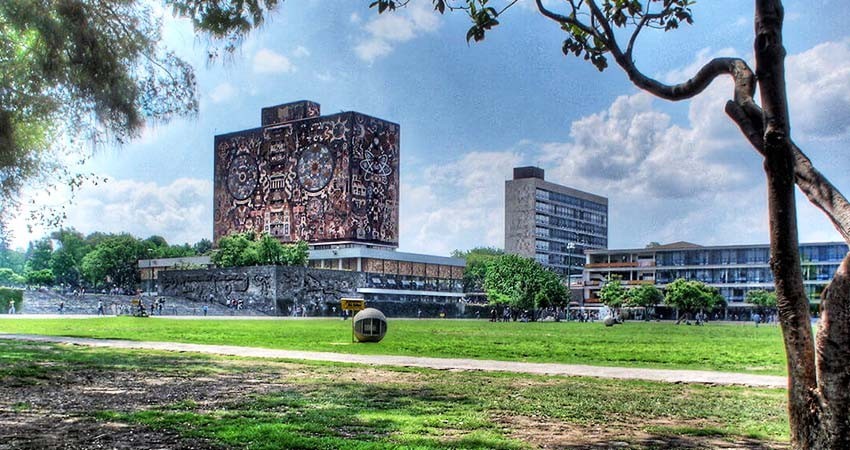 No habrá más dinero para las universidades públicas en México No habrá más dinero para las universidades públicas en México