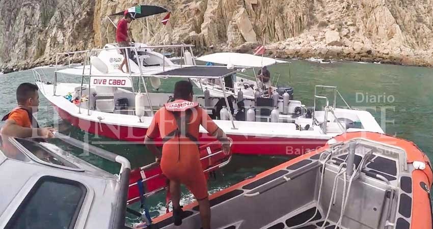 Rescata SEMAR a turista que se encontraba nadando en la bahía de CSL