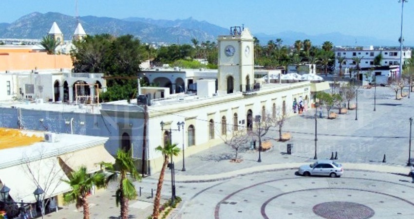 Ciudadanos demandan al Ayuntamiento de Los Cabos; regidora lo celebra Ciudadanos demandan al Ayuntamiento de Los Cabos; regidora lo celebra