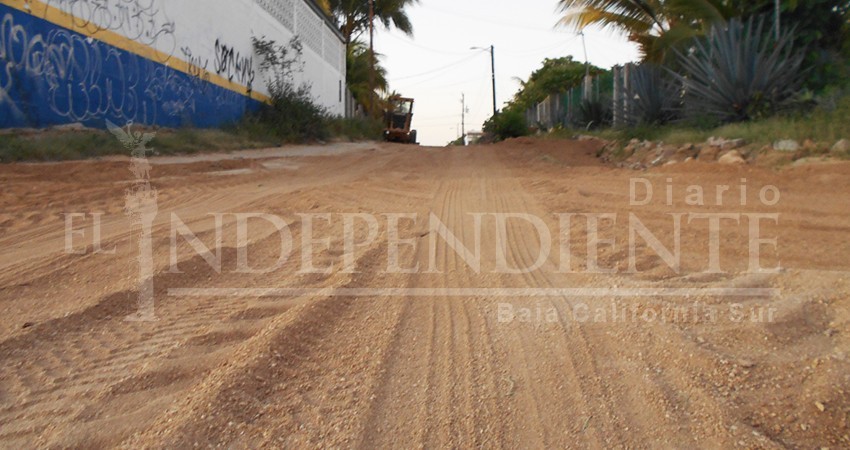 Avanza la rehabilitación de calles en Los Cabos; Servicios Públicos pide paciencia