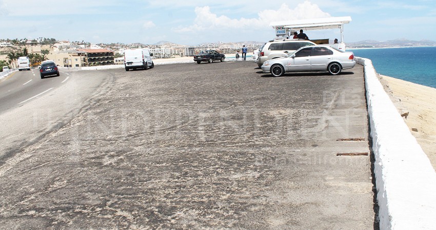 Cuestionan arquitectos proyecto para construir muro de contención en mirador Costa Azul