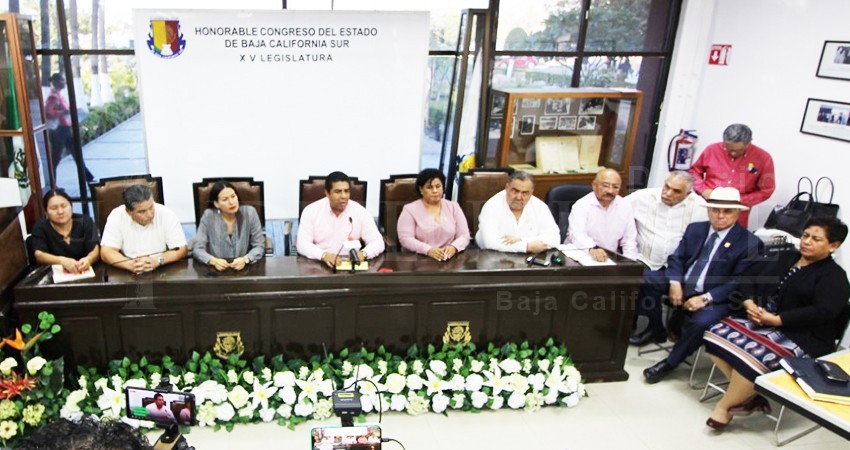 Tras votar contra la Ley de Movilidad, diputados aseguran que presentarán una nueva Tras votar contra la Ley de Movilidad, diputados aseguran que presentarán una nueva