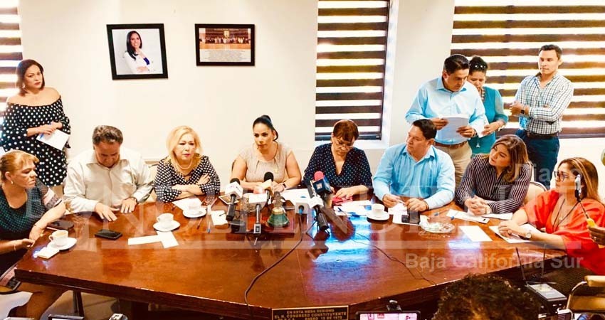 Oposición del Congreso: "No estamos a disposición del gobernador" Oposición del Congreso: "No estamos a disposición del gobernador"