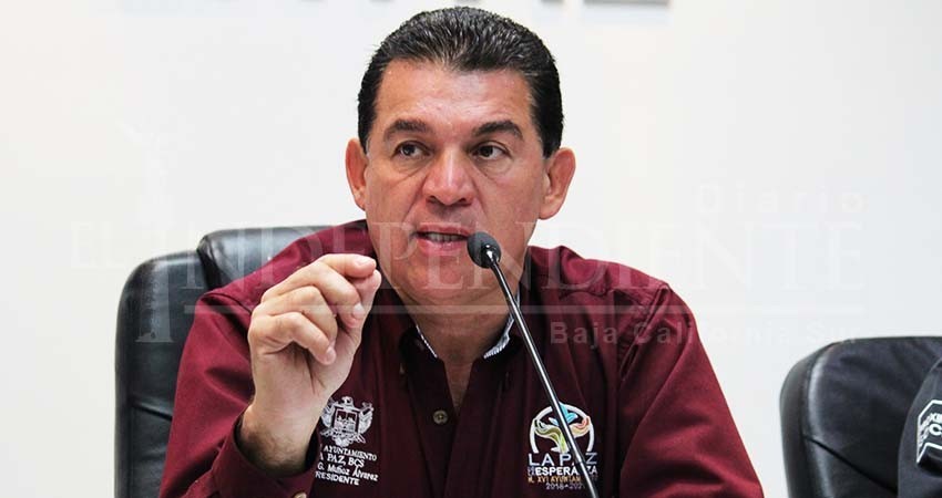 Quiero “relanzar” mi gobierno con la renovación del gabinete: Rubén Muñoz Quiero “relanzar” mi gobierno con la renovación del gabinete: Rubén Muñoz