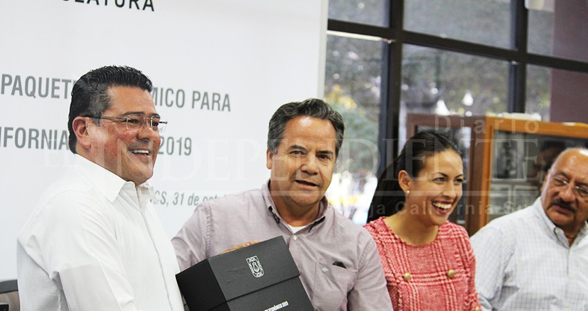 Hoy entrega gobierno de BCS Paquete Económico 2020 al Congreso del Estado Hoy entrega gobierno de BCS Paquete Económico 2020 al Congreso del Estado