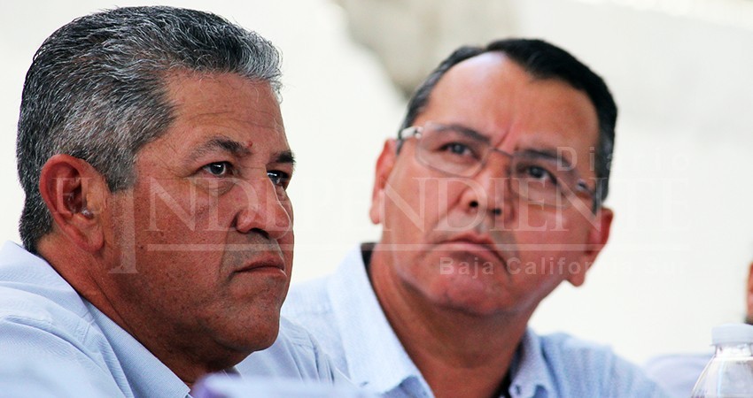 Nuevo agarrón entre Mauricio Higuera y Eduardo Valdez por el Sindicato de Burócratas Nuevo agarrón entre Mauricio Higuera y Eduardo Valdez por el Sindicato de Burócratas