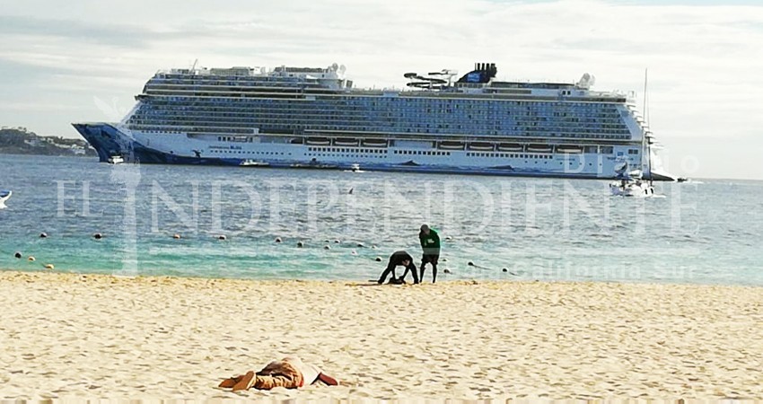 Abarrotada marina turística de CSL por “mega arribo” de cruceros Abarrotada marina turística de CSL por “mega arribo” de cruceros