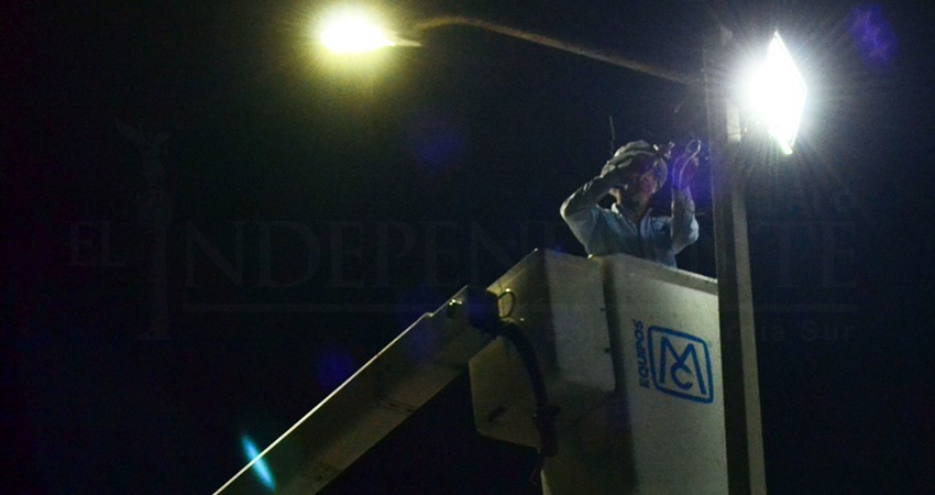Abren licitación pública para iluminar los principales bulevares de La Paz  Abren licitación pública para iluminar los principales bulevares de La Paz