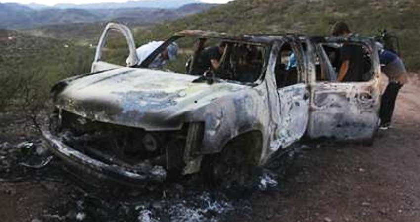 Así quedaron las otras camionetas en las que viajaba la familia LeBarón Así quedaron las otras camionetas en las que viajaba la familia LeBarón