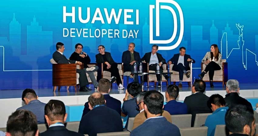 Huawei abre la puerta a un mundo inteligente y conectado Huawei abre la puerta a un mundo inteligente y conectado