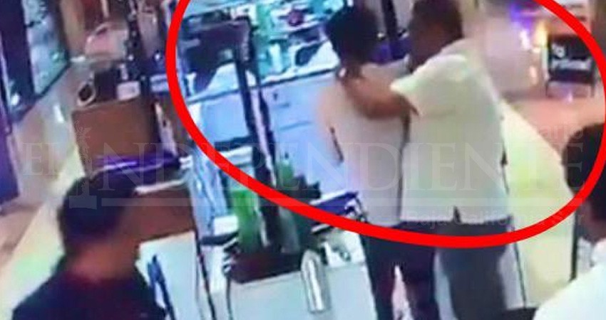 Denuncian a Herminio Corral por golpear a un trabajador en una plaza comercial Denuncian a Herminio Corral por golpear a un trabajador en una plaza comercial