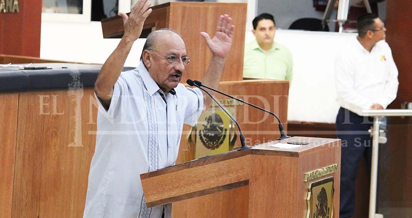 Rechazamos informe "elitista" de Carlos Mendoza Davis: Morena