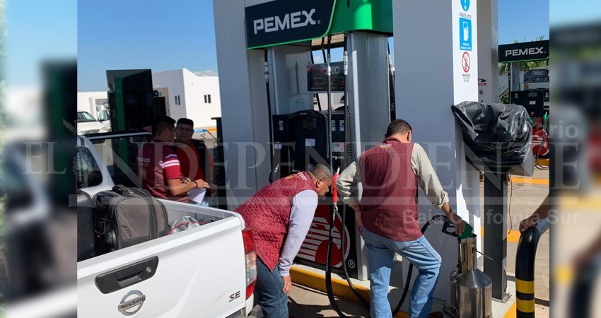 Verifican única gasolinera en Mexico que no había permitido el chequeo