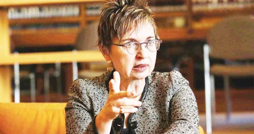 ‘La historia de la lengua es mi mundo’: Concepción Company