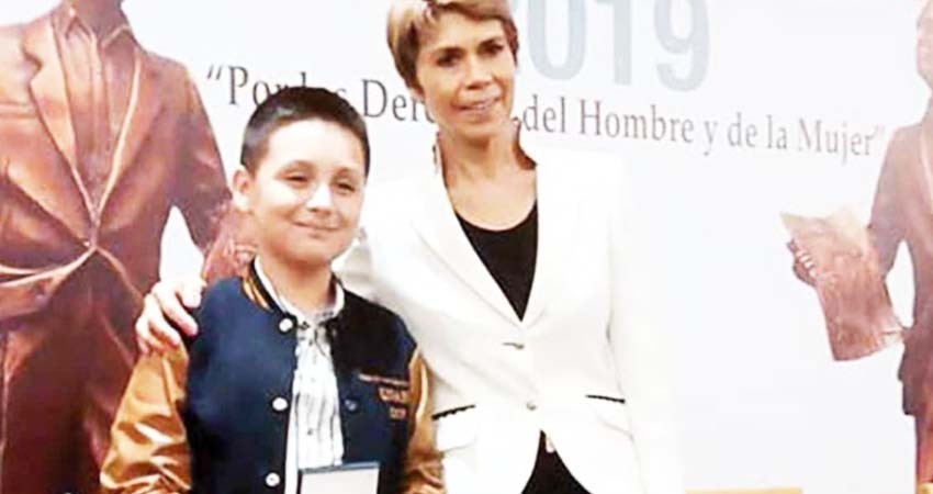 Pide niño genio que autoridades actúen ante abusos Pide niño genio que autoridades actúen ante abusos