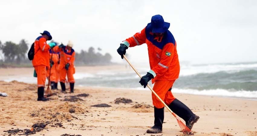 Marea negra en Brasil se extiende a Río de Janeiro Marea negra en Brasil se extiende a Río de Janeiro