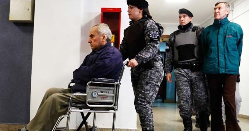 Dan 45 y 42 años de cárcel a curas pederastas en Argentina Dan 45 y 42 años de cárcel a curas pederastas en Argentina