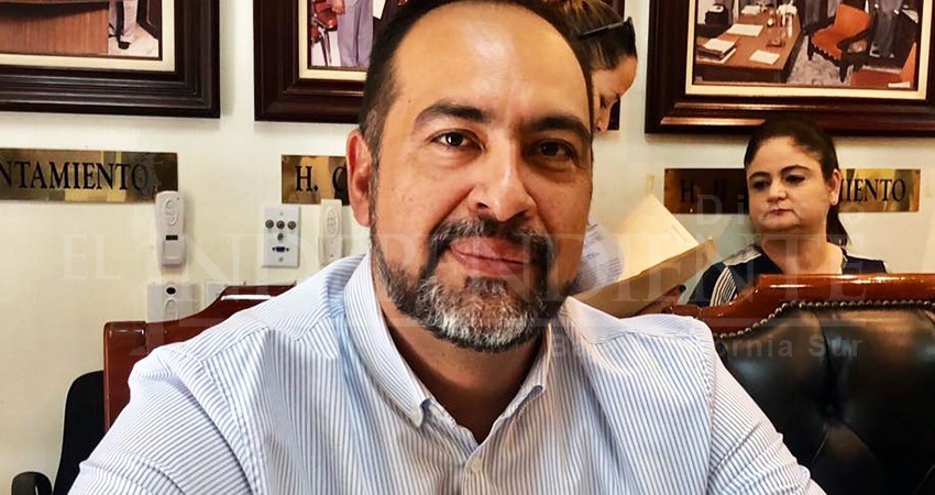 Acusa regidor Belmar Pimentel de manejos incongruentes e irresponsables dentro de Oficialía Mayor Acusa regidor Belmar Pimentel de manejos incongruentes e irresponsables dentro de Oficialía Mayor