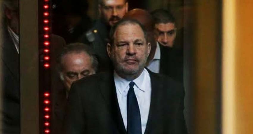 Fiscal teme que Weinstein huya y pide aumentar su fianza Fiscal teme que Weinstein huya y pide aumentar su fianza