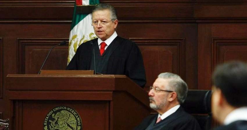 AMLO hace un llamado para confiar en el PJ ante casos de nepotismo y corrupción AMLO hace un llamado para confiar en el PJ ante casos de nepotismo y corrupción