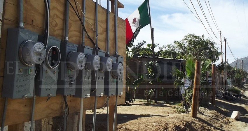 Proyecta Ejido San José del Cabo concluir electrificación de colonia “La Ballena” en el 2020 Proyecta Ejido San José del Cabo concluir electrificación de colonia “La Ballena” en el 2020