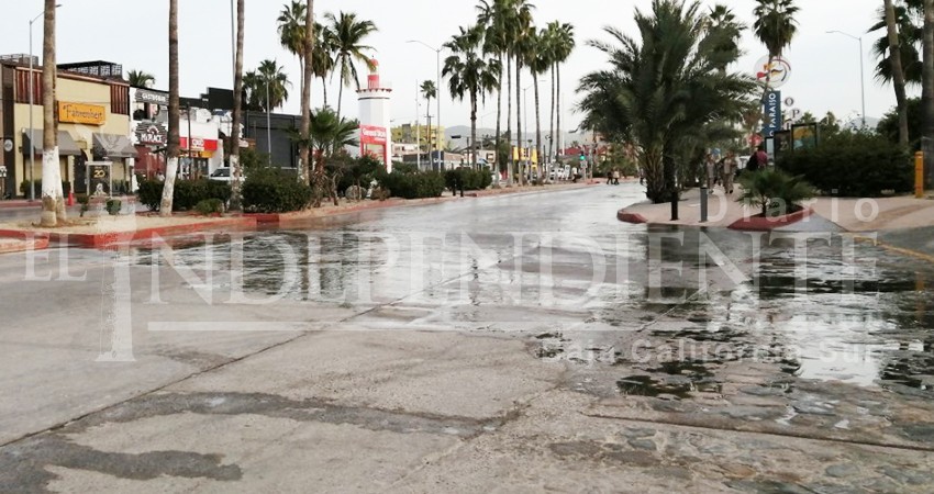 Como siempre….En jaque, vialidades de Cabo San Lucas por fugas de agua y drenaje Como siempre….En jaque, vialidades de Cabo San Lucas por fugas de agua y drenaje