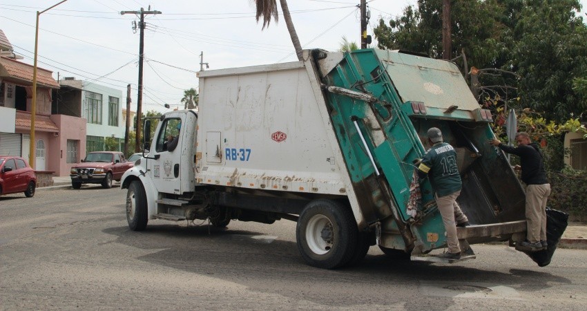Operará con normalidad la recolección de basura en La Paz durante la temporada decembrina Operará con normalidad la recolección de basura en La Paz durante la temporada decembrina