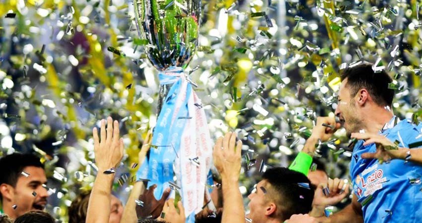 Lazio sorprende a Juventus y se lleva la Supercopa de Italia Lazio sorprende a Juventus y se lleva la Supercopa de Italia