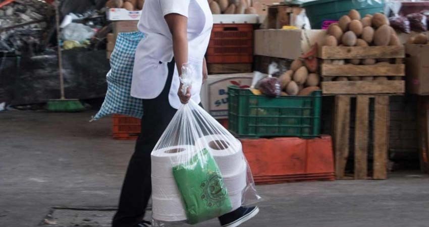 Senado busca reducir consumo de plástico en el país Senado busca reducir consumo de plástico en el país