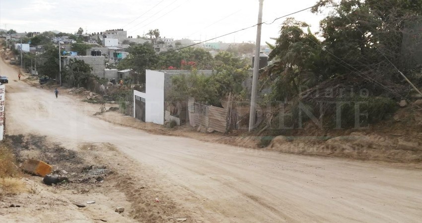 Balean a sujeto en negocio ubicado en colonia Tierra y Libertad en CSL