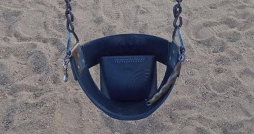 Papás se llevan al módem de vacaciones y no a su hijo Papás se llevan al módem de vacaciones y no a su hijo