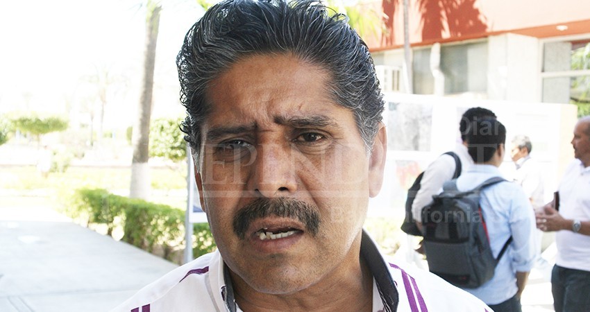 Felipe Prado condiciona recolección de basura: pide dinero a los ciudadanos Felipe Prado condiciona recolección de basura: pide dinero a los ciudadanos