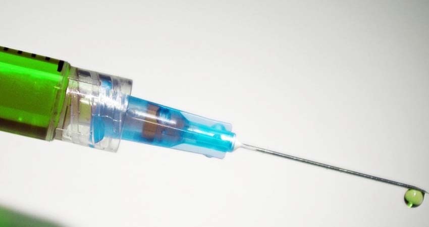 Crean vacuna contra el cáncer de mama; funcionó en una mujer Crean vacuna contra el cáncer de mama; funcionó en una mujer