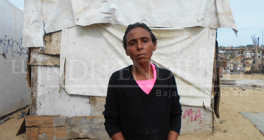 Tener una casa digna o rentar una, es solo un sueño; a veces no hay ni para comer: Rosa María Tener una casa digna o rentar una, es solo un sueño; a veces no hay ni para comer: Rosa María