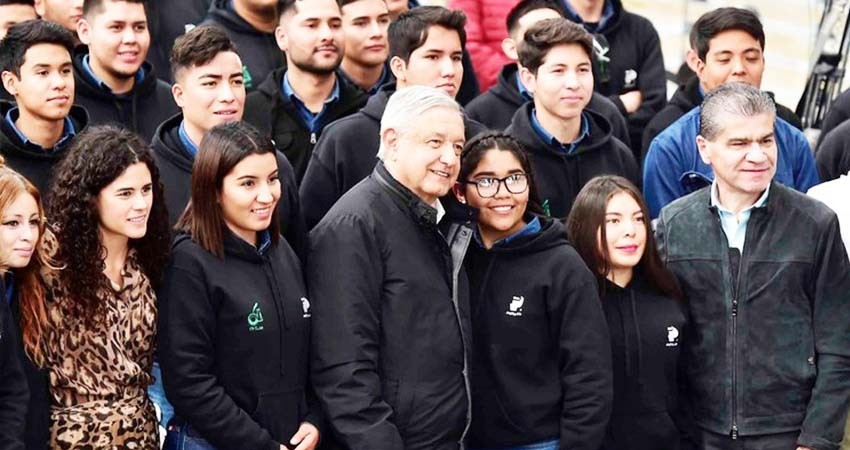 Anuncia AMLO incremento en las becas de Jóvenes Construyendo el Futuro Anuncia AMLO incremento en las becas de Jóvenes Construyendo el Futuro