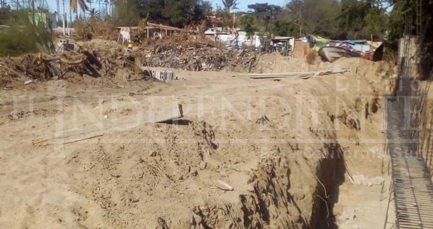 Realizan construcciones sin permiso en arroyo: denuncia activista Realizan construcciones sin permiso en arroyo: denuncia activista