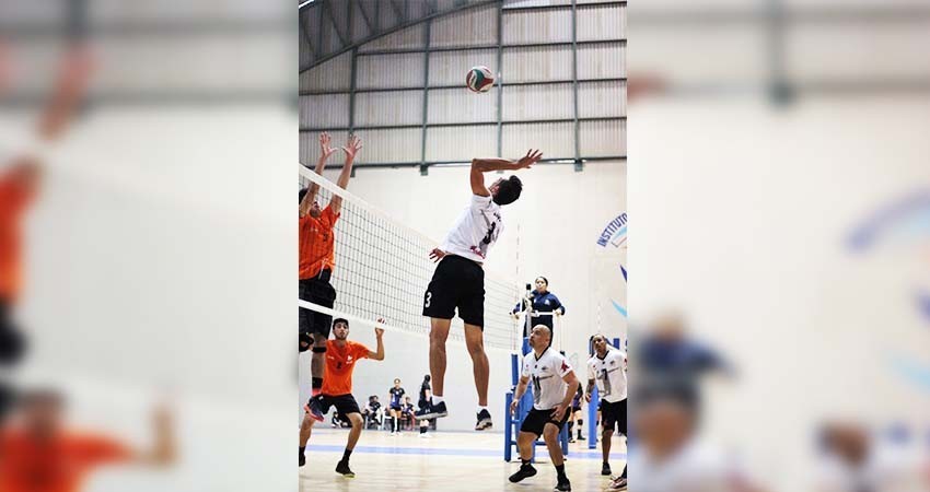 Son Ricky Pool y Kabuneros campeón de campeones en voleibol Son Ricky Pool y Kabuneros campeón de campeones en voleibol