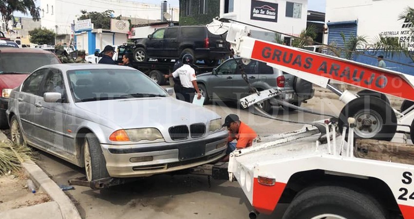 Prohibido que talleres mecánicos se apropien de la vía pública: Tránsito Municipal Prohibido que talleres mecánicos se apropien de la vía pública: Tránsito Municipal