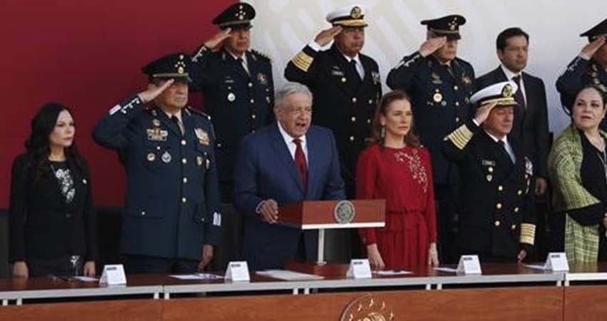 Ofrecen fuerzas armadas lealtad al Presidente Ofrecen fuerzas armadas lealtad al Presidente