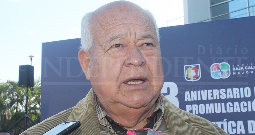 “Es tiempo de laborar, falta mucho tiempo para las elecciones”: Víctor Castro