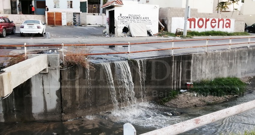 Desesperados llevan a cabo ciudadanos foro del agua para buscar soluciones a los derrames