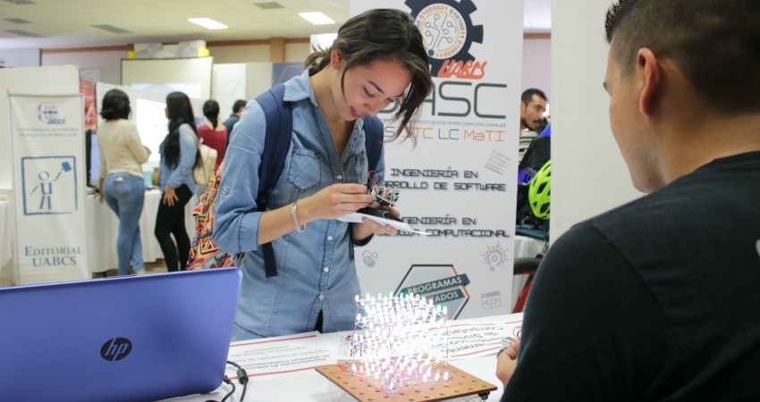 Prepara UABCS feria educativa para dar a conocer su oferta educativa Prepara UABCS feria educativa para dar a conocer su oferta educativa